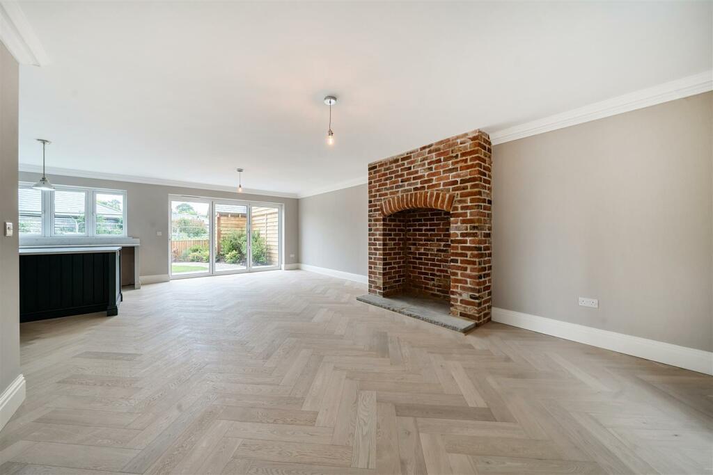 Additional image 3 of Roebuck Court, Off Southam Road, Priors Marston, CV47