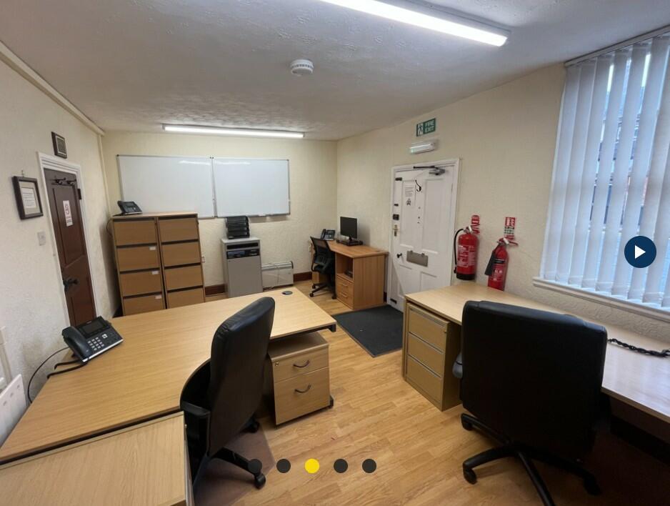 Additional image 3 of Market Place, DE74