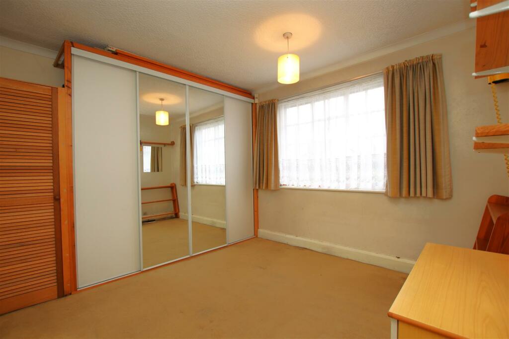 Additional image 15 of Lingfield Avenue, Dartford