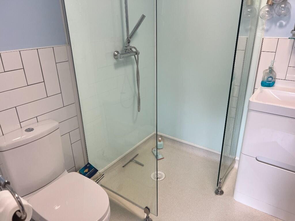 Additional image 10 of Viaduct Close, Rugby, Warwickshire, CV21