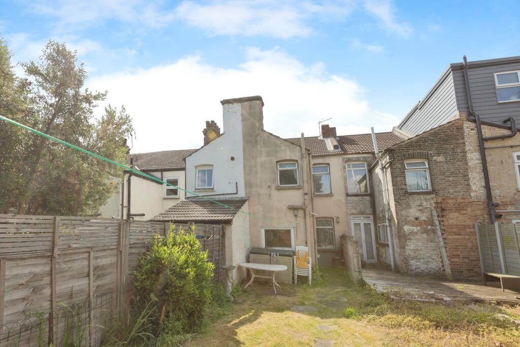 Additional image 10 of Knockhall Road, Greenhithe, Kent, DA9