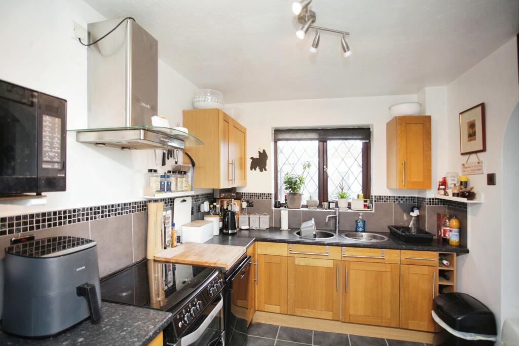 Additional image 7 of Pinewood Avenue, Atherstone, CV9