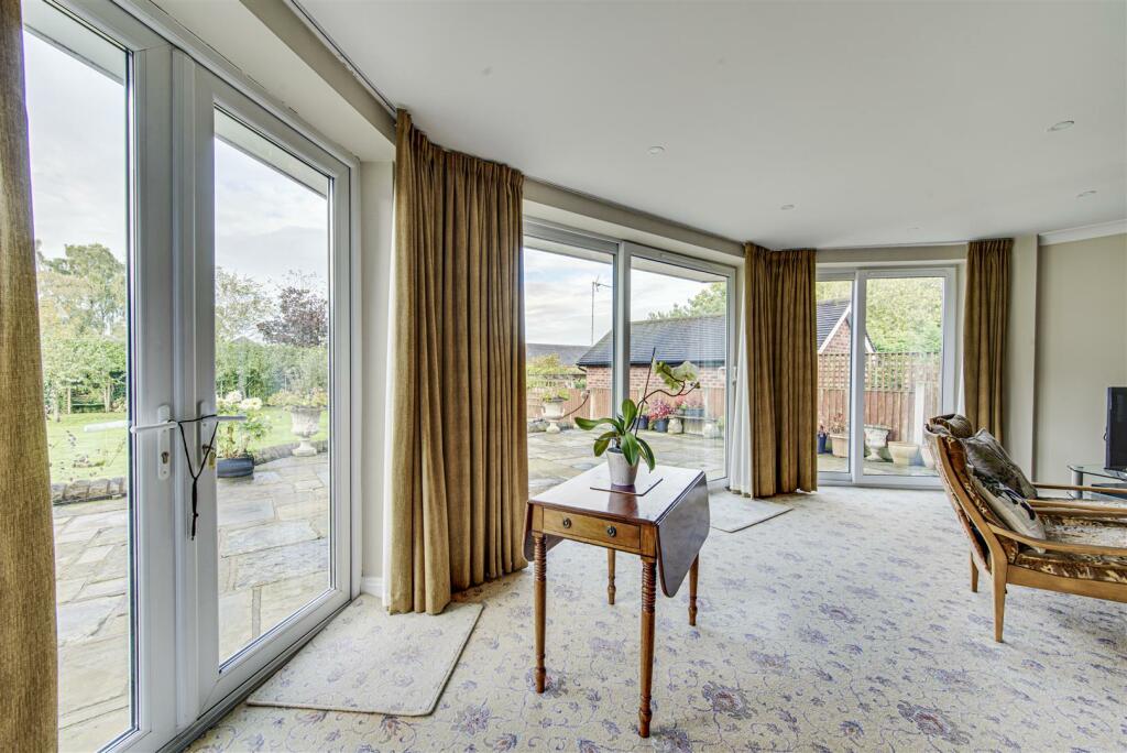 Additional image 13 of Spacious home on the exclusive Blackfirs Lane, Somerford, Congleton