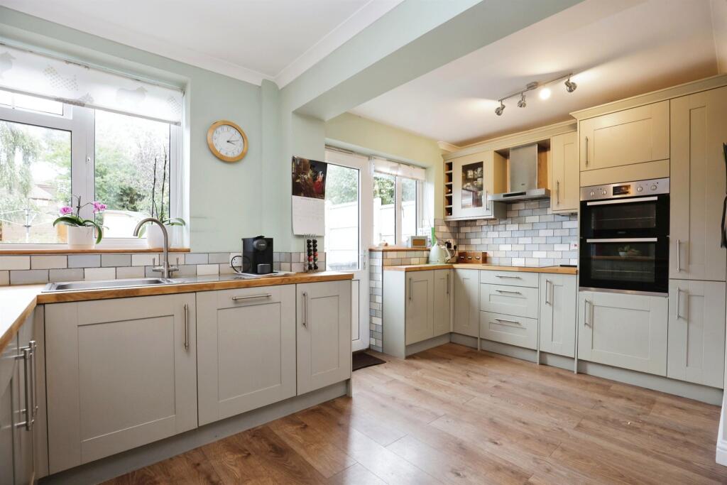 Additional image 19 of Shakespeare Gardens, RUGBY