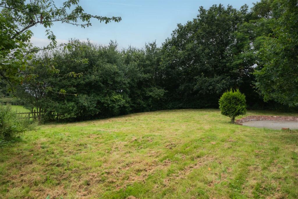 Additional image 30 of Whitchurch Road, Beeston