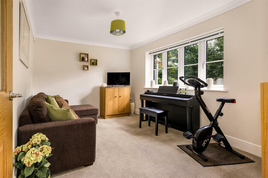 Additional image 8 of Astley Close, Little Kineton
