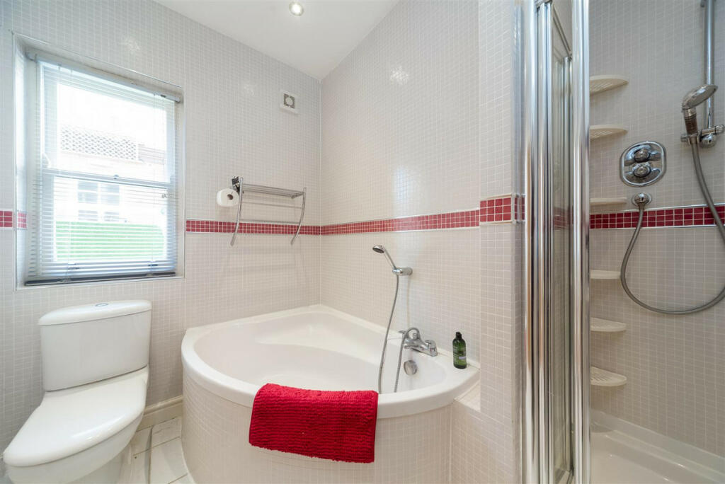 Additional image 13 of Leam Terrace, Leamington Spa, Warwickshire CV31 1BB