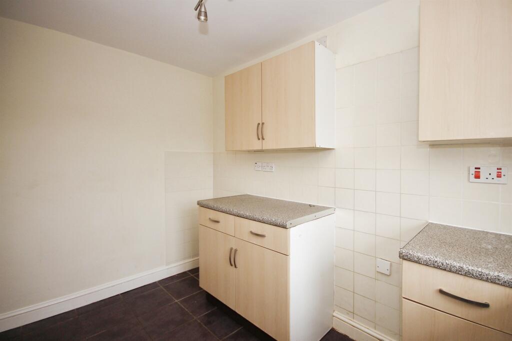 Additional image 4 of Tarquin Close, Willenhall, Coventry