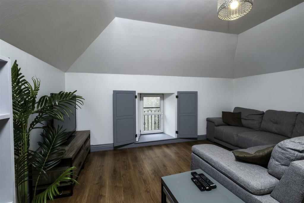 Additional image 3 of Glengate, Kirriemuir