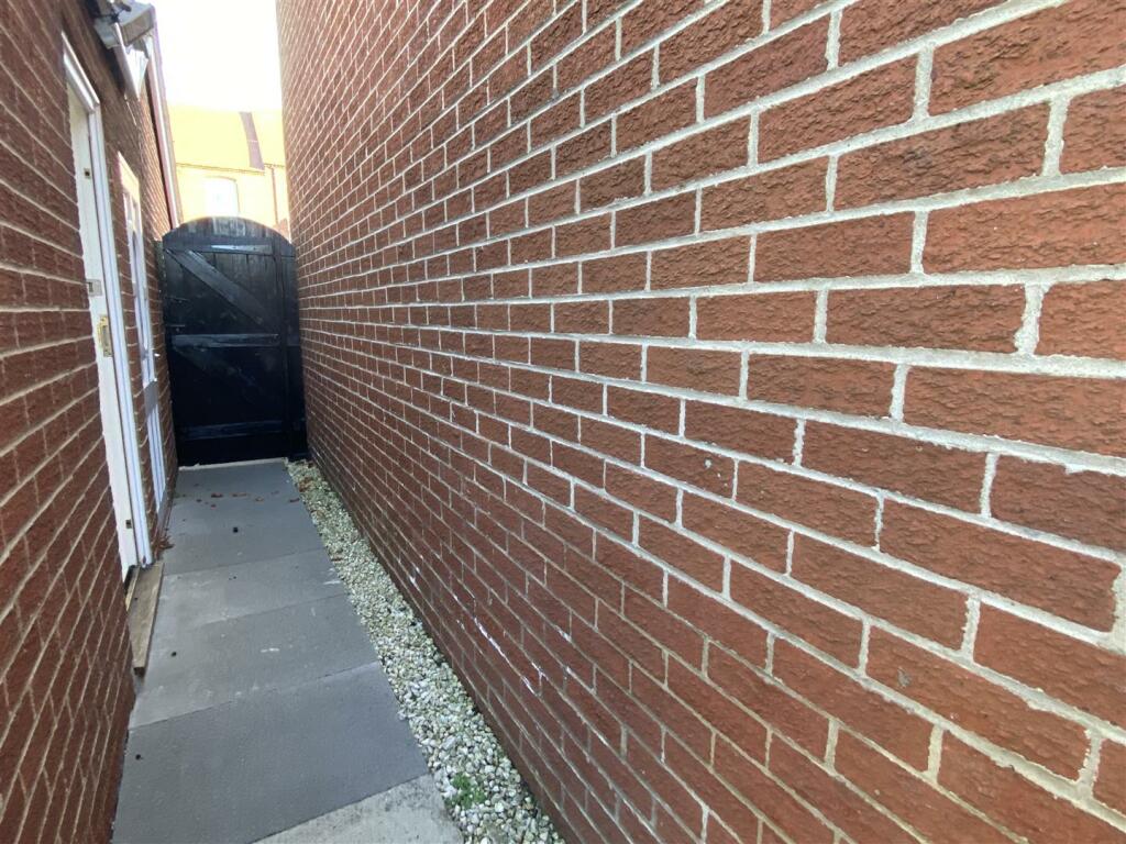 Additional image 24 of Wilmot Road, Swadlincote DE11 9BH