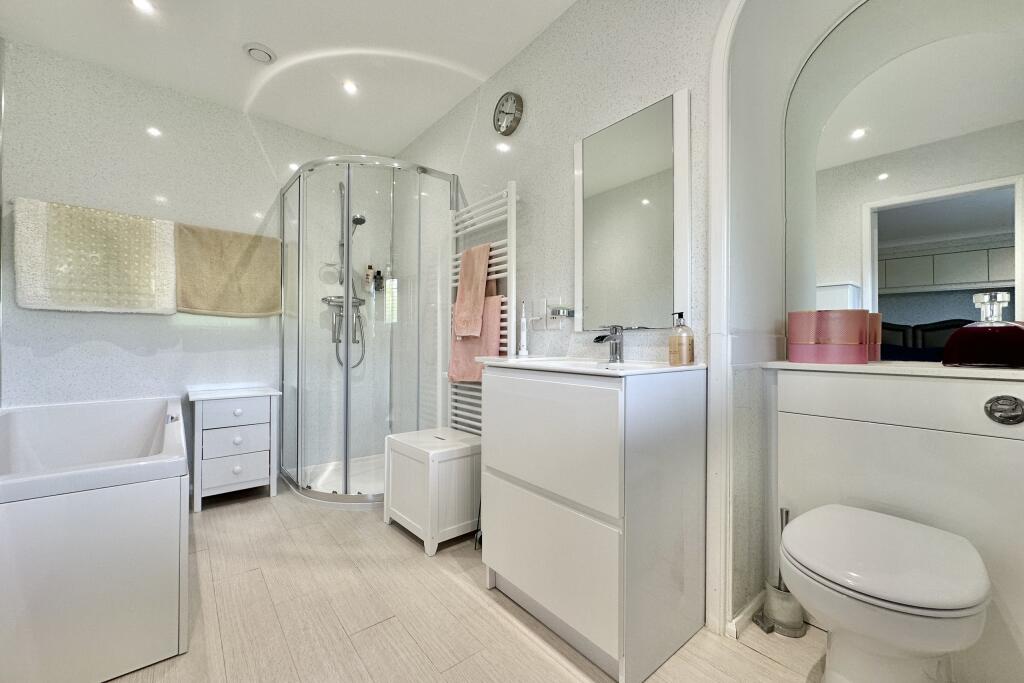 Additional image 15 of Radnor Cliff Crescent, Sandgate, Kent