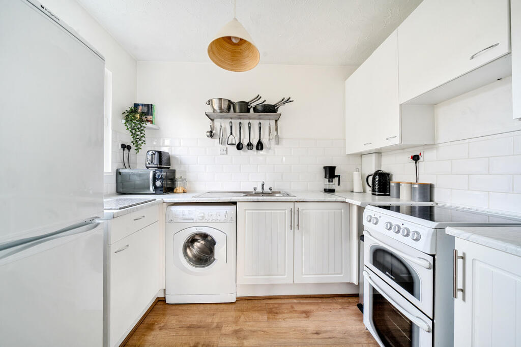 Additional image 3 of Hardwick Crescent, Dartford, DA2 6SE