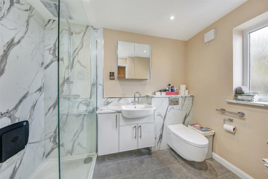 Additional image 21 of Cavendish Road, Matlock, DE4 3HD