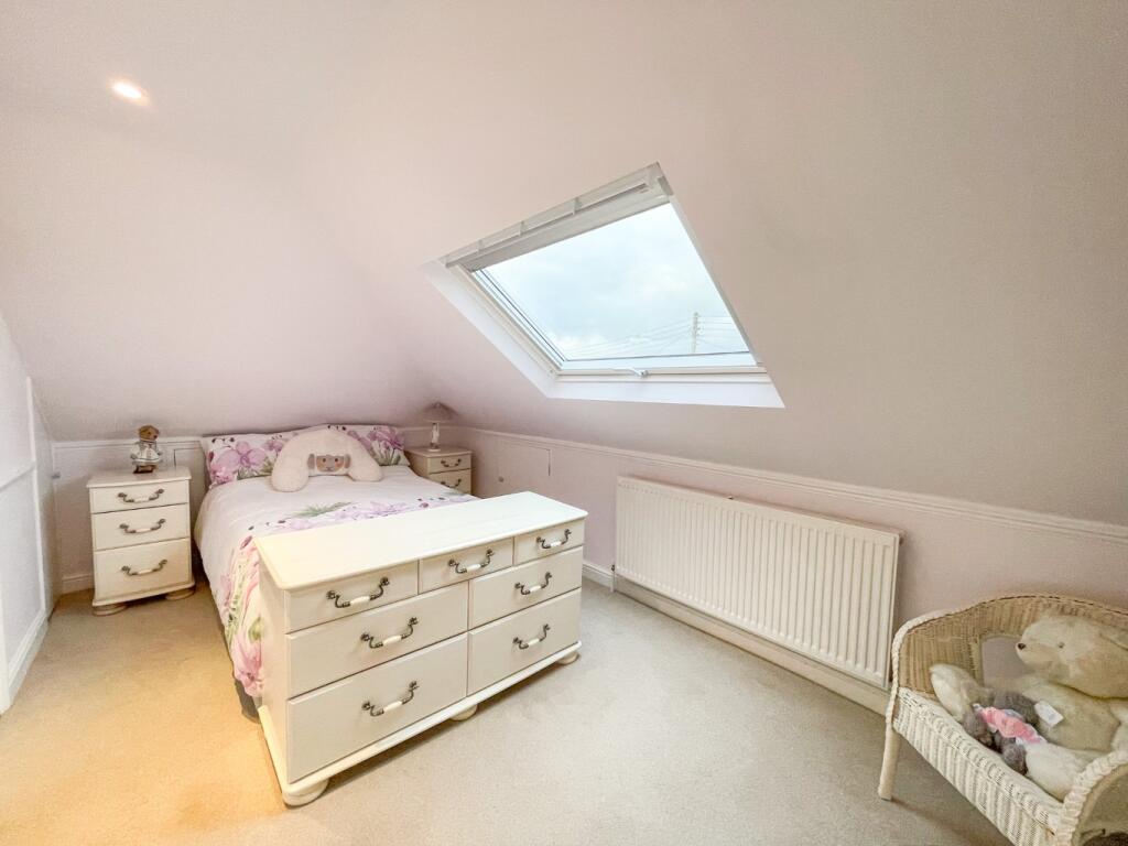 Additional image 12 of Coutts Avenue, Shorne, Gravesend, Kent, DA12