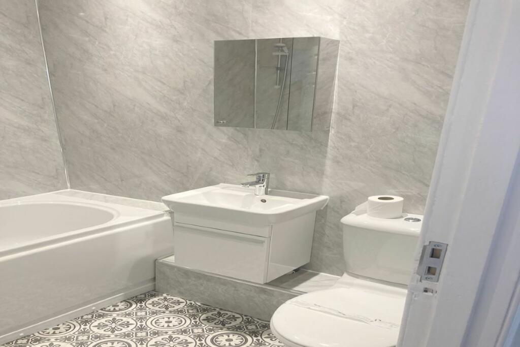 Additional image 8 of 269, High Street Flat 2-2, Arbroath, DD111EE