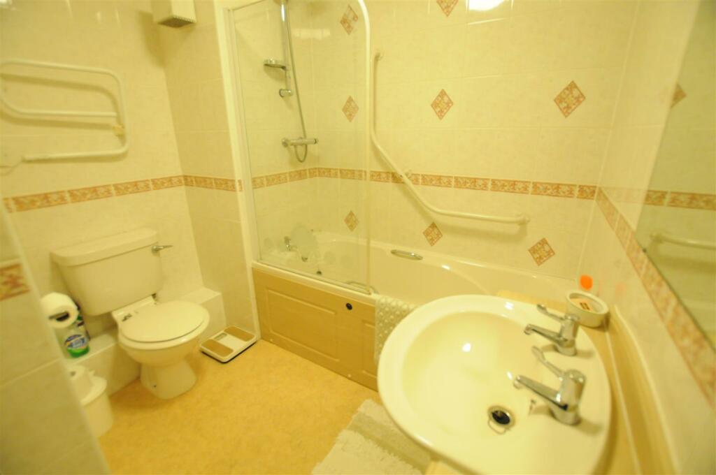 Additional image 7 of Chatsworth Court, Park View, Ashbourne