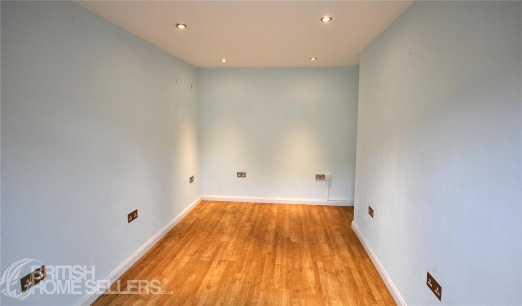 Additional image 14 of Martens Avenue, Bexleyheath, DA7