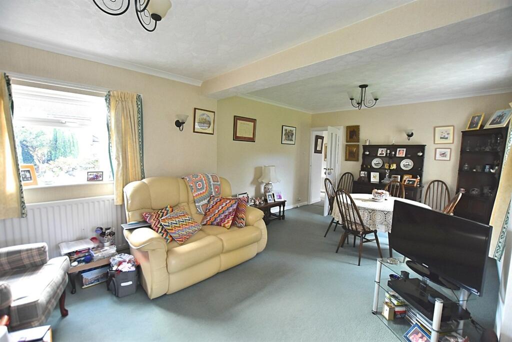 Additional image 5 of Hillcrest Avenue, Holmes Chapel