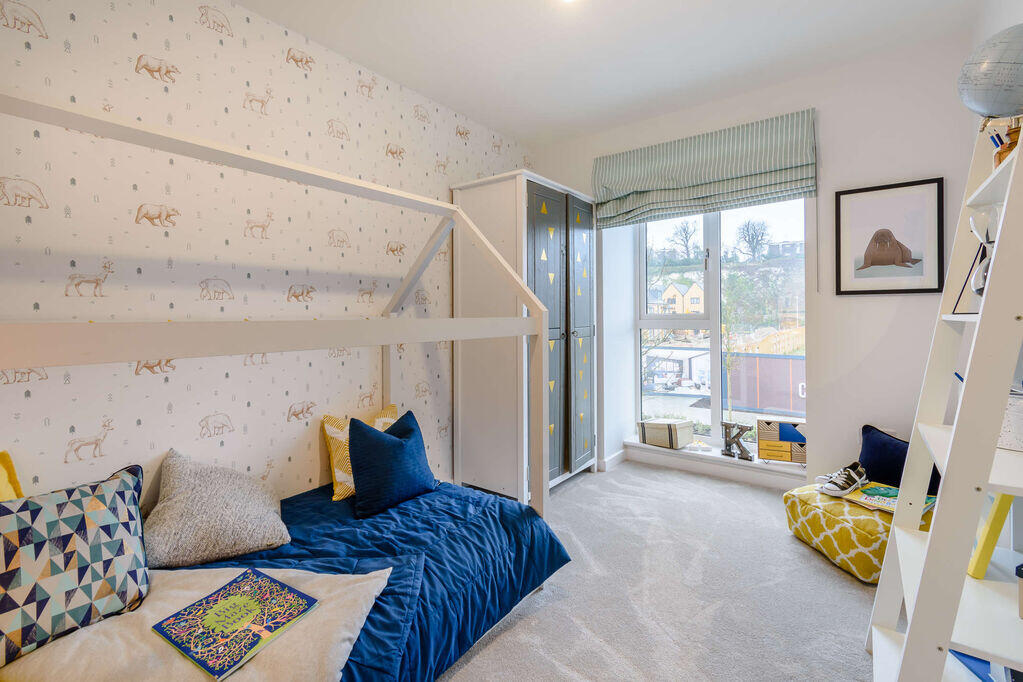 Additional image 9 of Crete Hall Road,
Northfleet,
Gravesend,
DA11 9AA