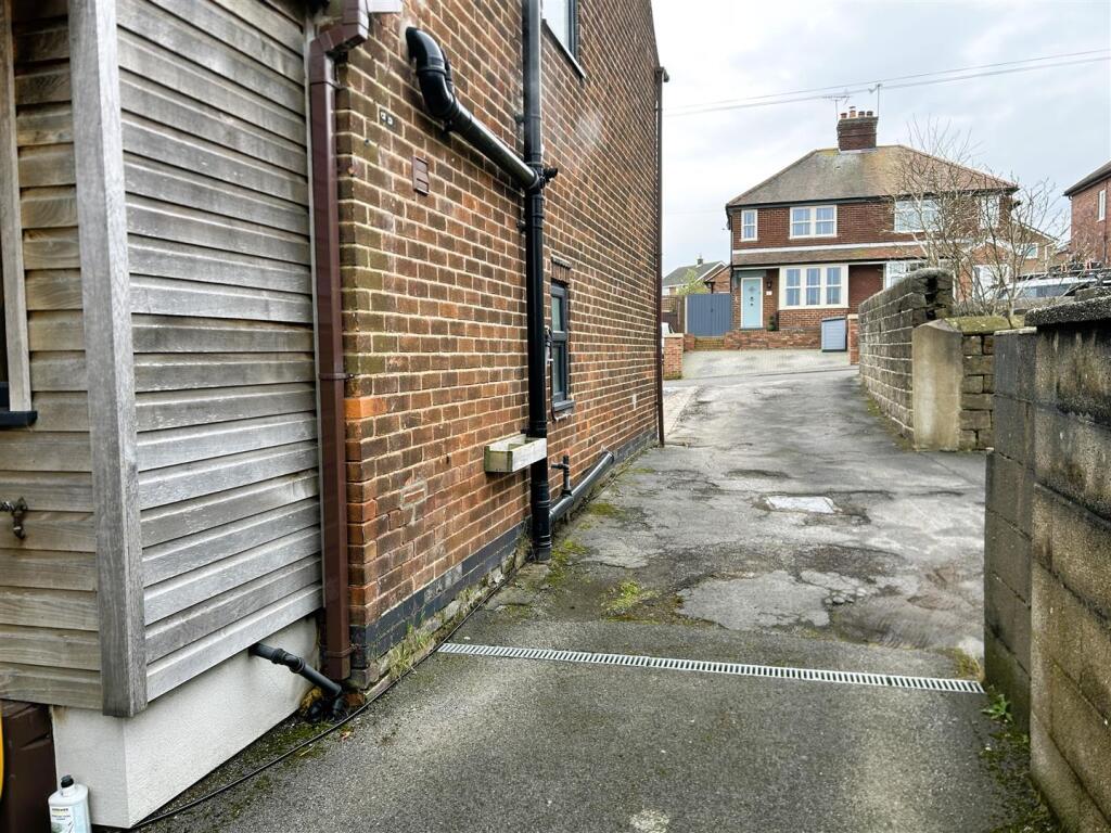 Additional image 19 of Belper Lane End, Belper