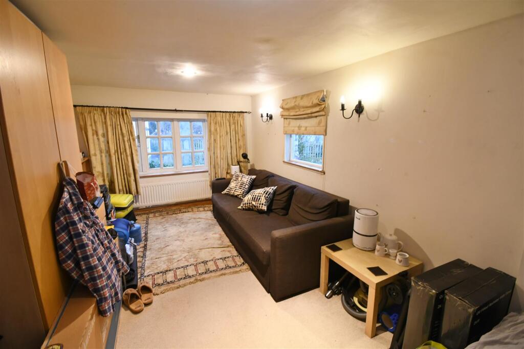 Additional image 9 of School Lane, Hunningham, Leamington Spa