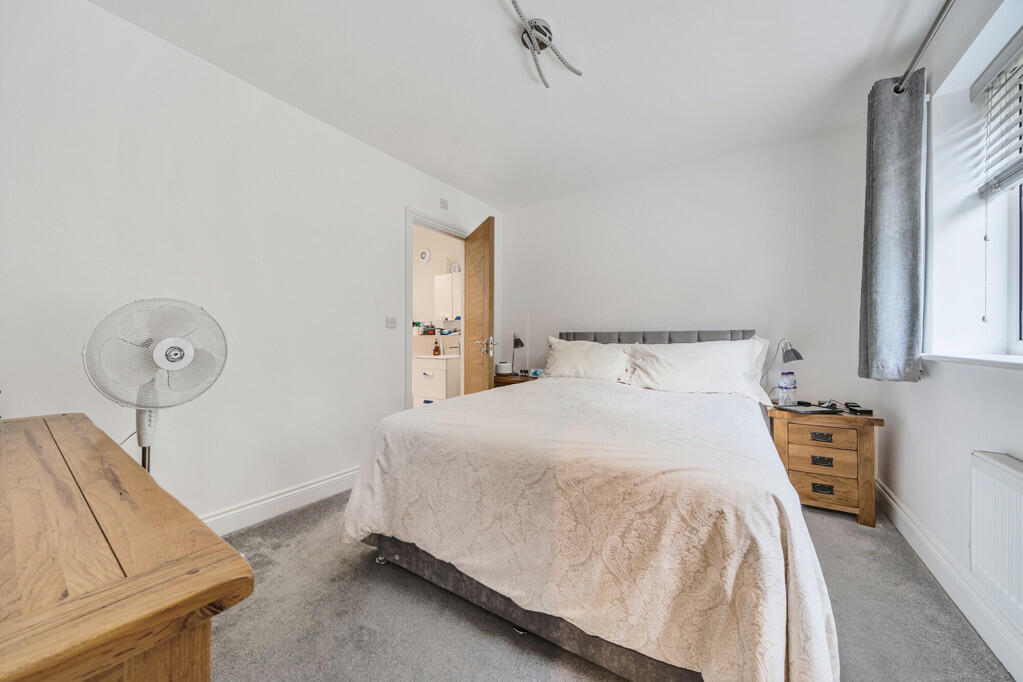 Additional image 10 of Parkwood Hill, Greenhithe, Kent