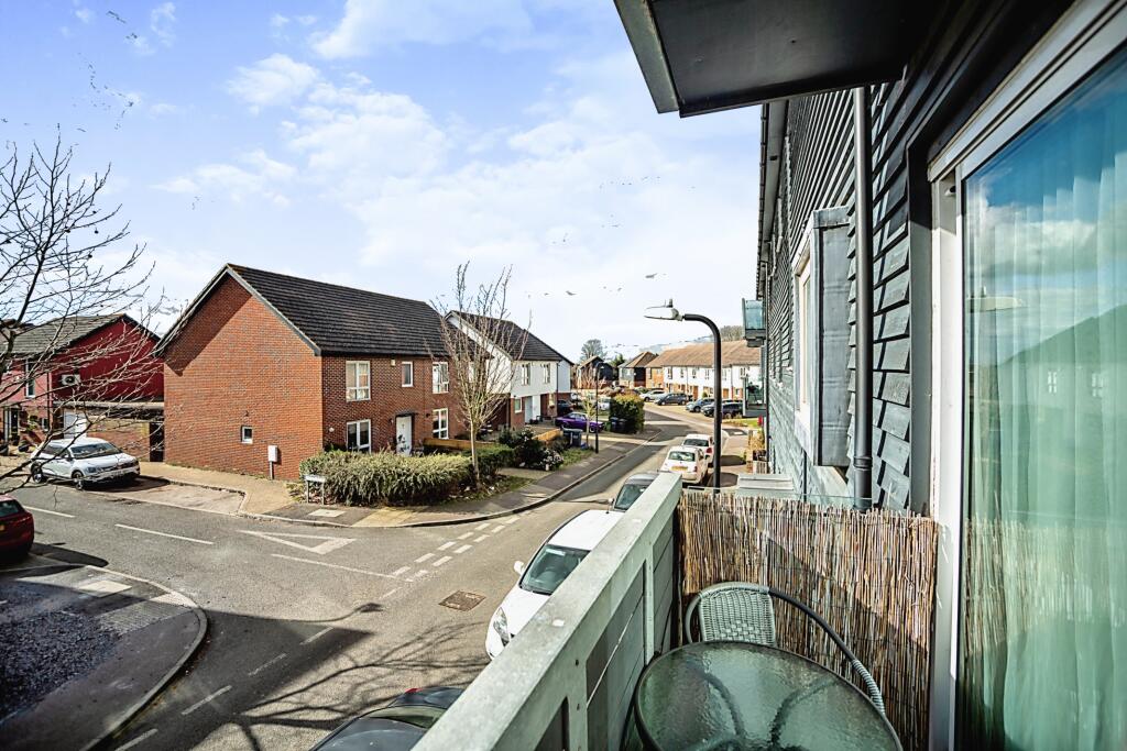 Additional image 3 of 45 Nursery Grove, Gravesend, DA11
