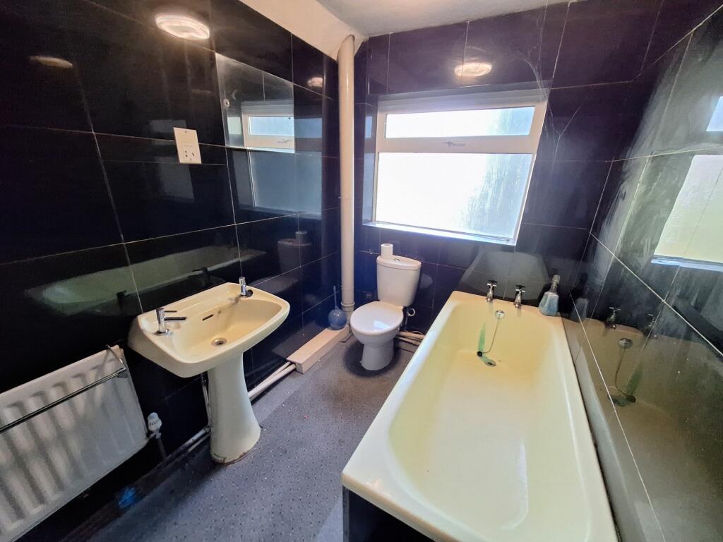 Additional image 20 of Manor Grange, Manor Park Road, Nuneaton, CV11 5HR