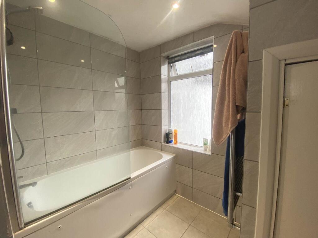 Additional image 8 of Brook Street, Erith  ** VIDEO & 3D FLOORPLAN AVAILABLE **