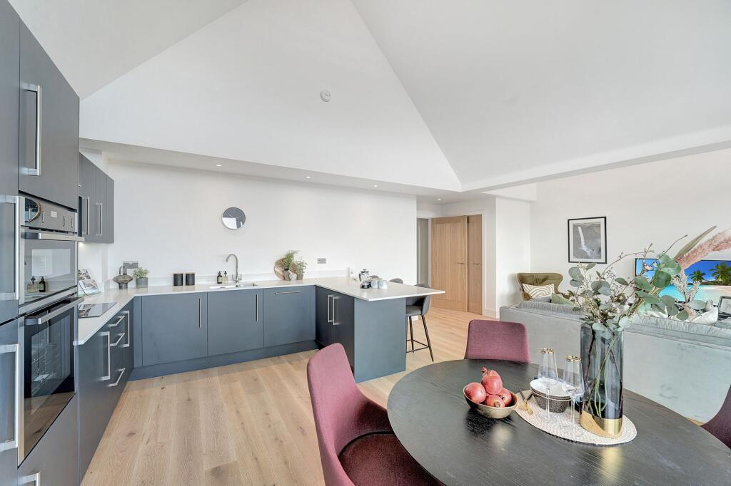 Additional image 37 of Bay Tree House, North Road, CT21