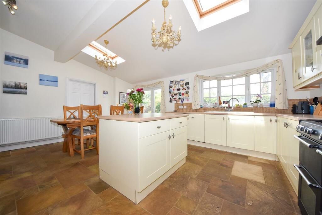 Additional image 2 of St. Nicholas Road, Radford Semele, Leamington Spa