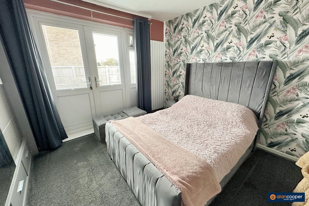 Additional image 10 of Weston Lane, Bulkington, CV12 9RS