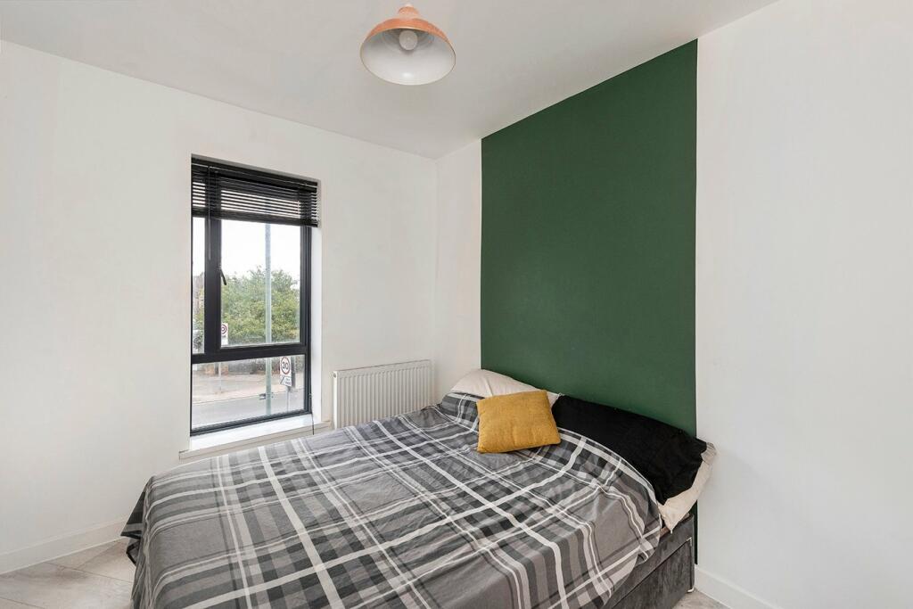 Additional image 10 of Central Avenue, Welling, DA16