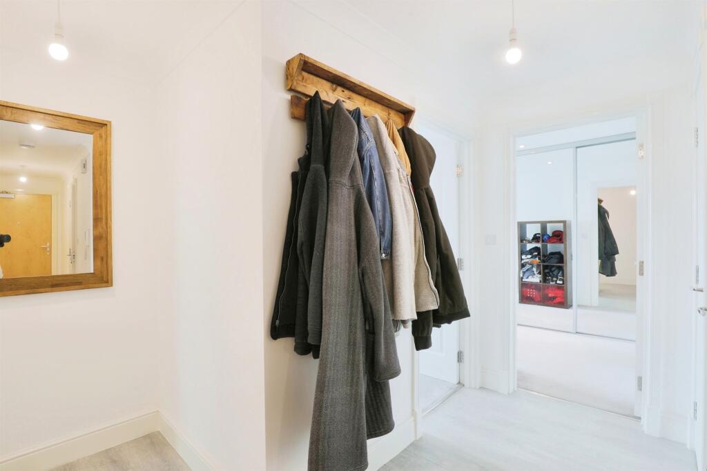 Additional image 10 of Kingfisher Close, Warwick