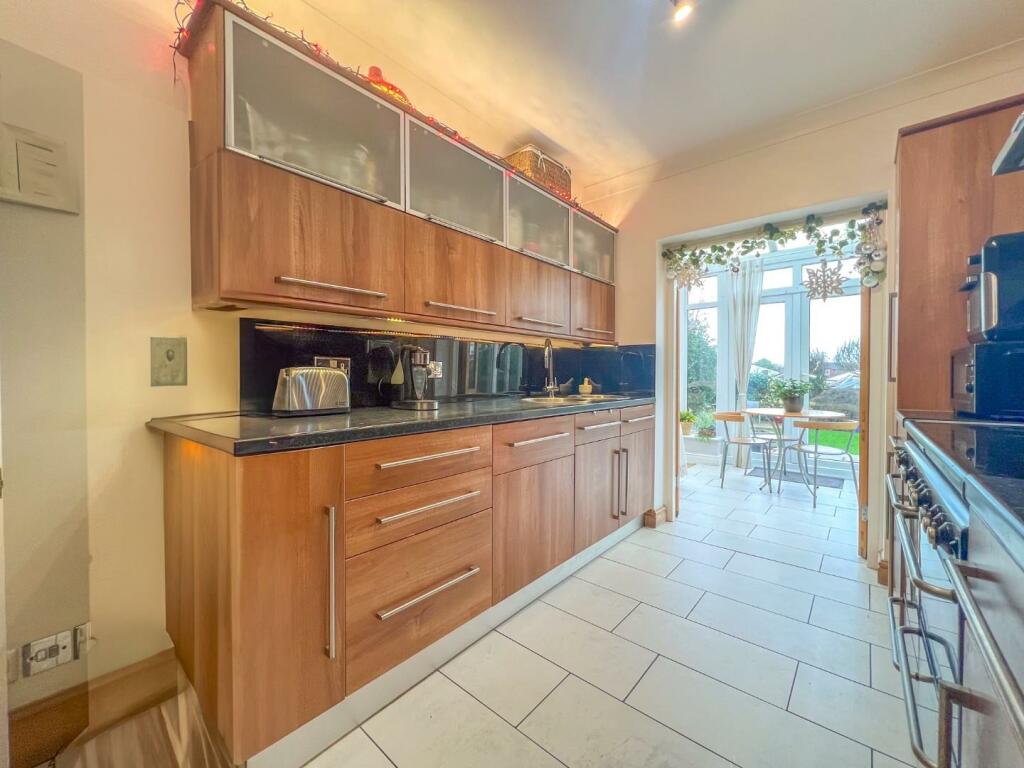 Additional image 8 of Briars Close, Nuneaton