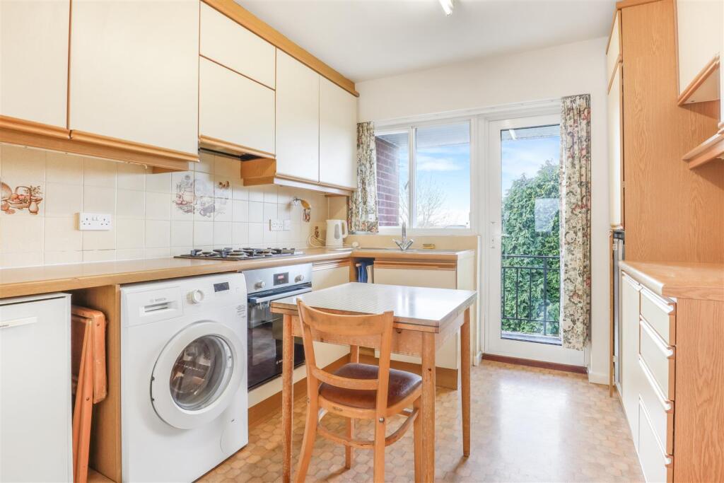 Additional image 8 of Kenilcourt, Clinton Lane, Kenilworth