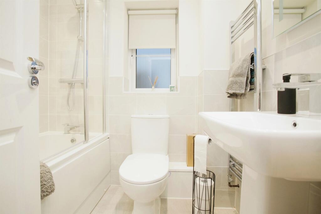 Additional image 15 of Goldenrod Close, Rugby