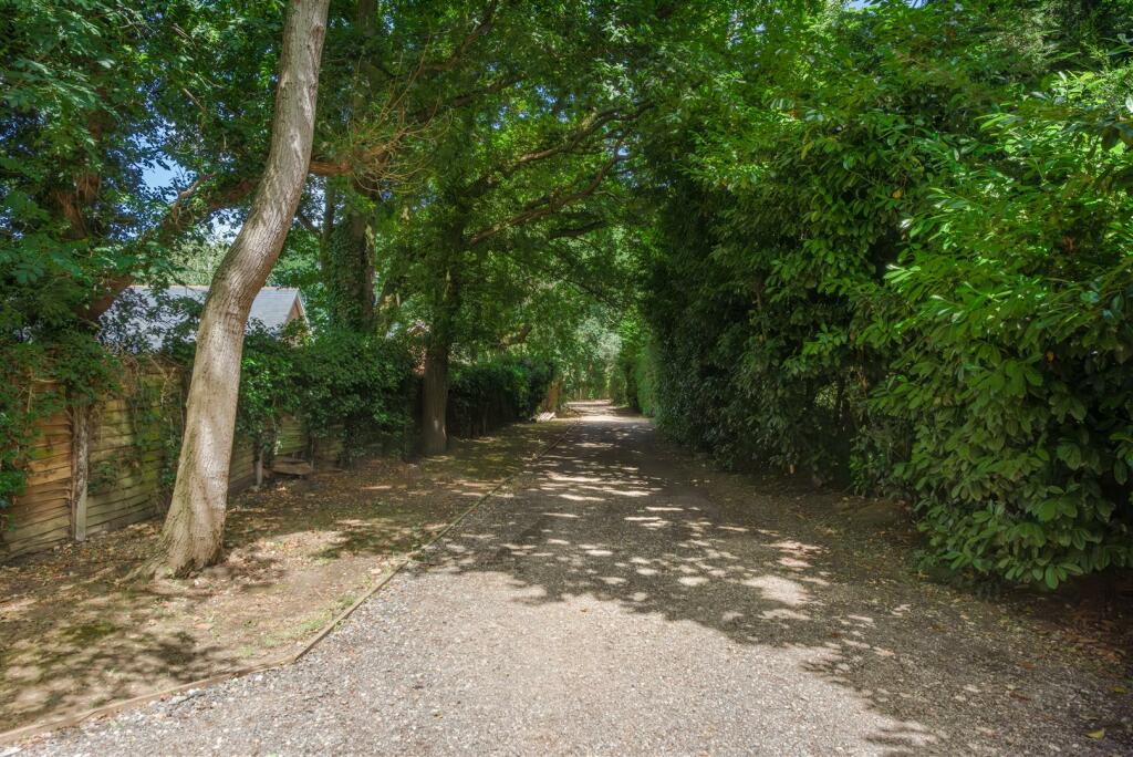 Additional image 26 of Royal Avenue, Whitstable