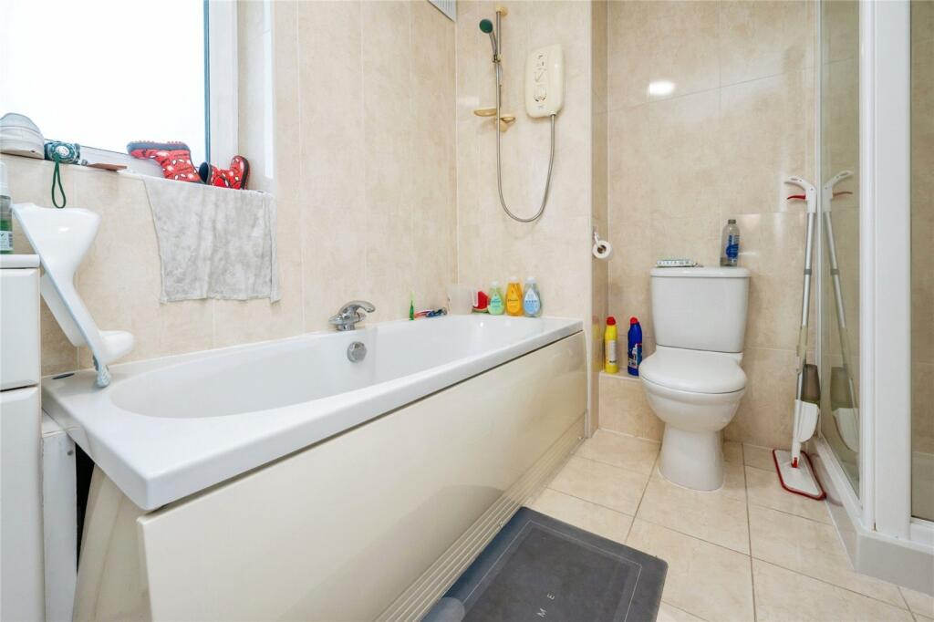 Additional image 9 of Avenue Road, Leamington Spa, Warwickshire, CV31