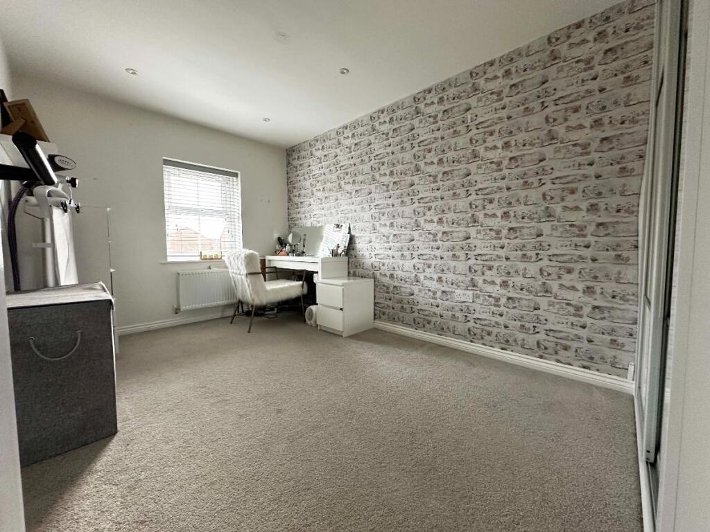 Additional image 14 of Priors Grove Close, Chase Meadow, Warwick