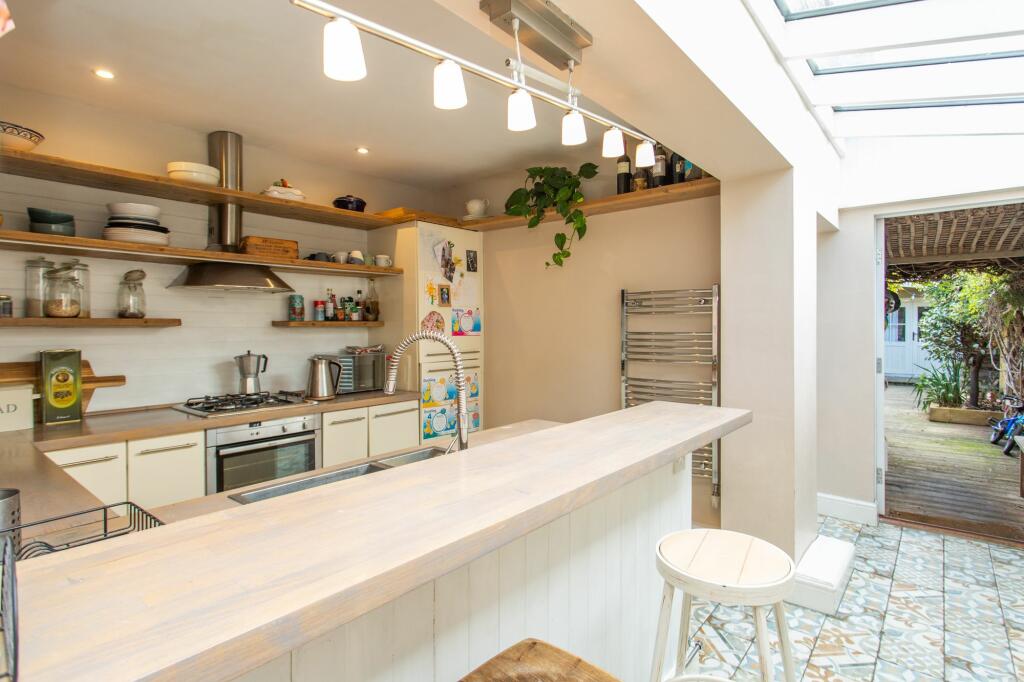 Additional image 23 of Warwick Road, Whitstable, CT5