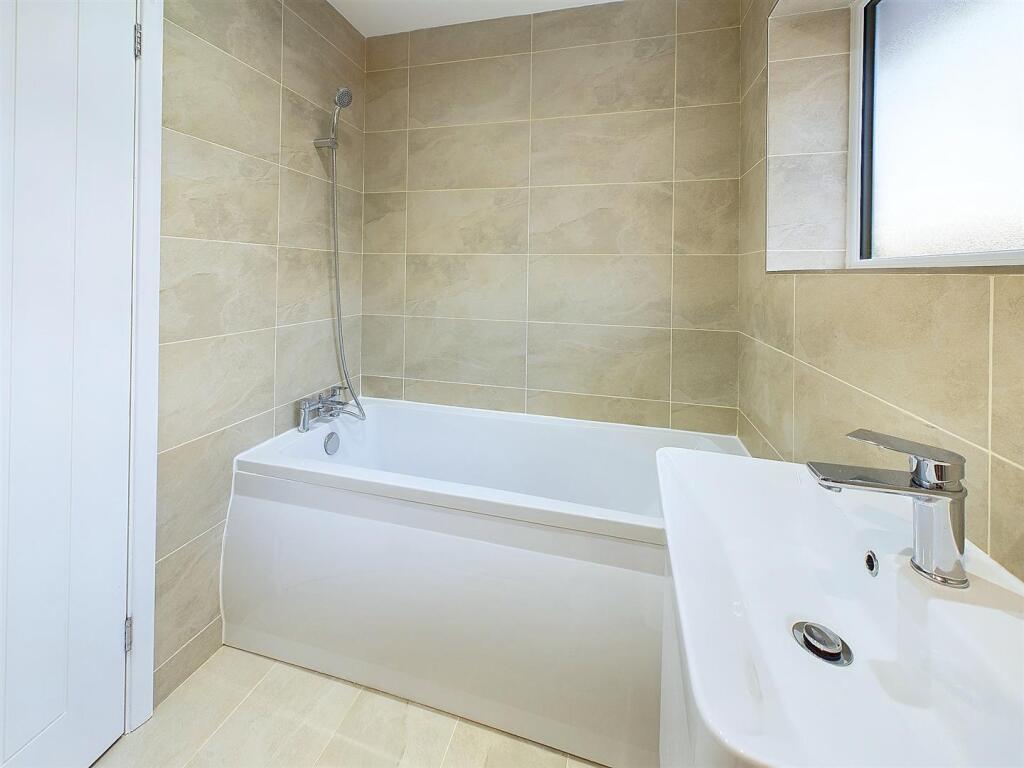 Additional image 17 of Alpine Rise, Styvechale Grange, Coventry