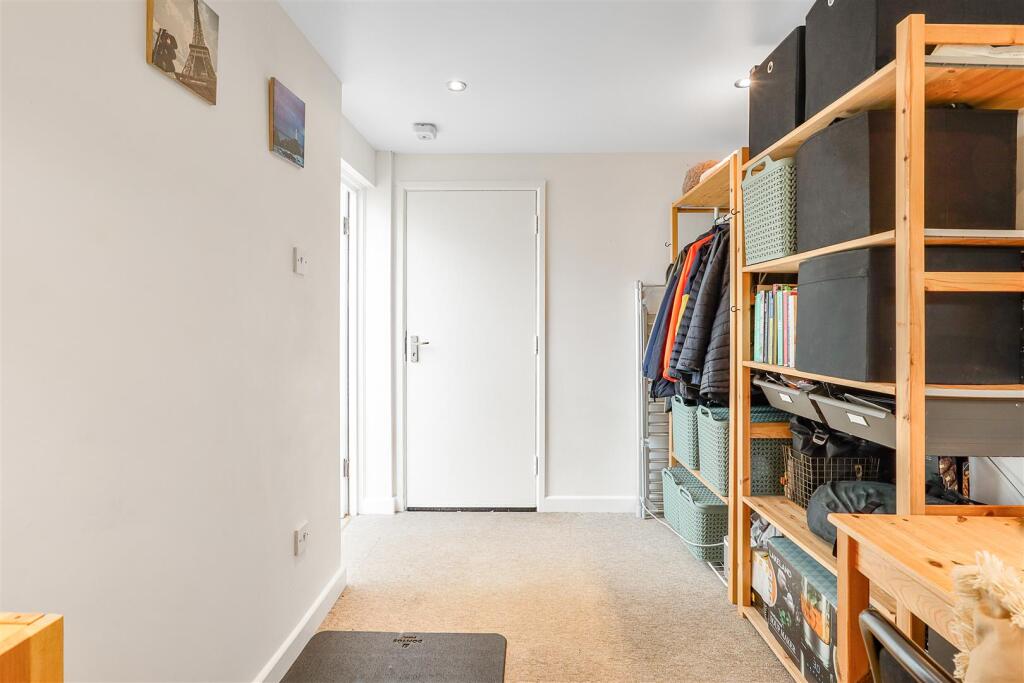 Additional image 8 of Turton Way, Kenilworth