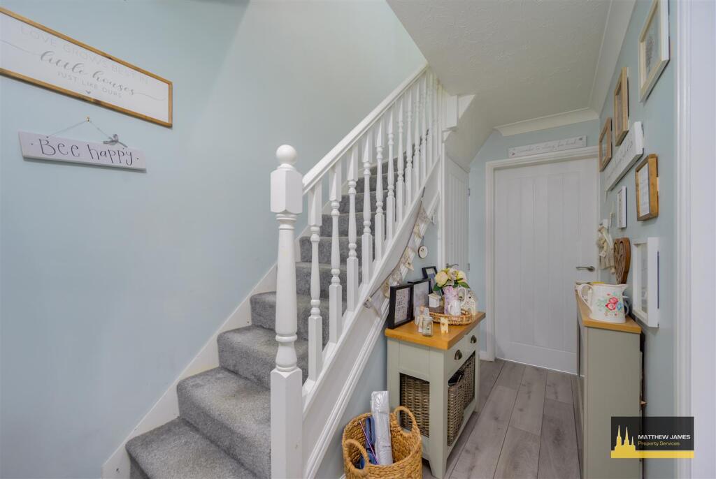 Additional image 5 of Larkin Grove, Walsgrave, Coventry * CUL-DE-SAC LOCATION *