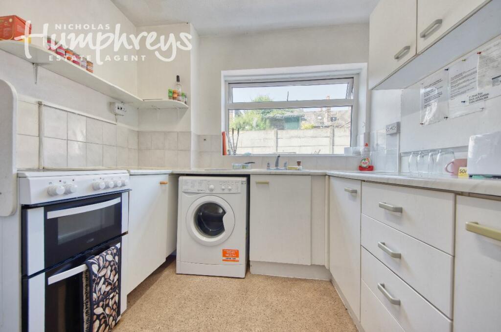 Additional image 7 of 5 Bed Student Home - 17 Mead Way