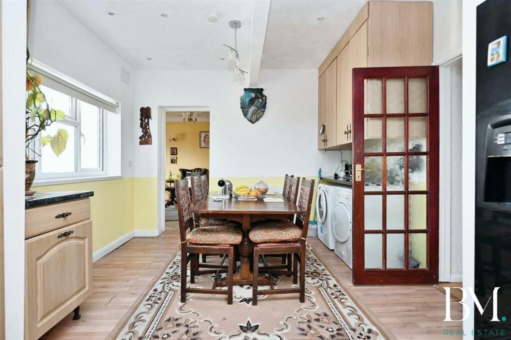 Additional image 7 of Unique Detached Bungalow, Dunchurch Road, Rugby