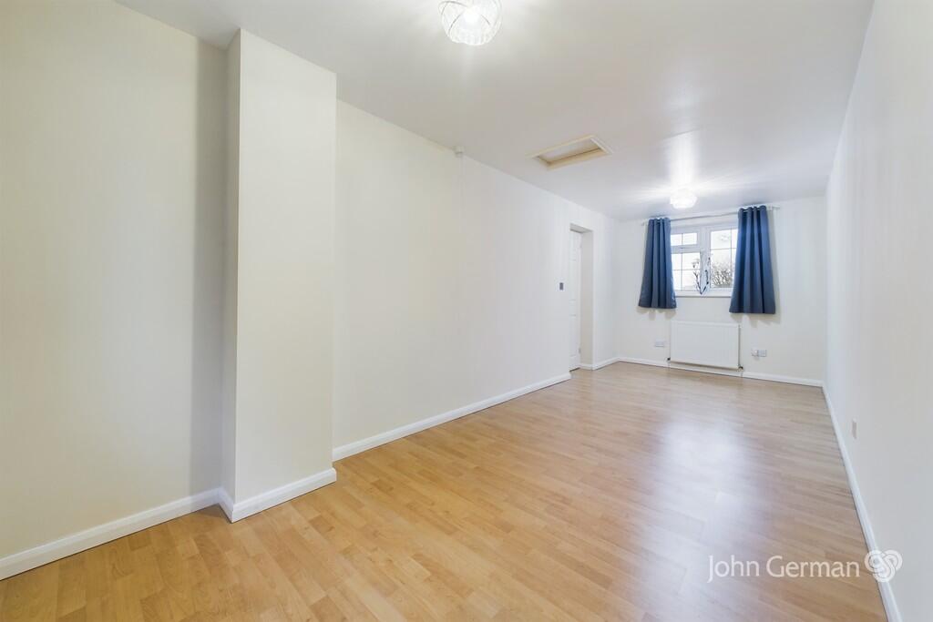 Additional image 16 of Fairfield Crescent, Newhall