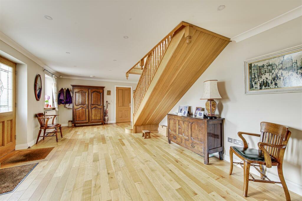 Additional image 8 of Spacious home on the exclusive Blackfirs Lane, Somerford, Congleton