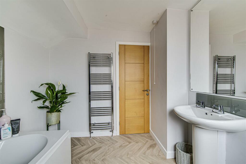 Additional image 38 of Park Lane, Congleton