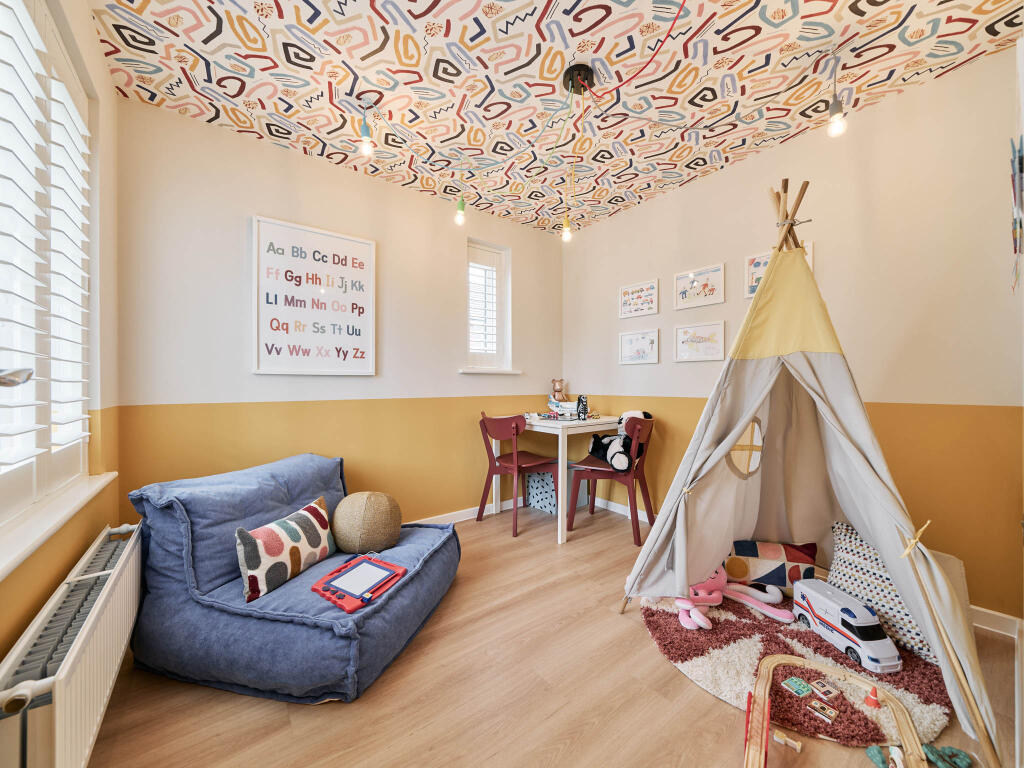 Additional image 7 of Glasshouse Lane,
Kenilworth,
Warwickshire
CV82AJ